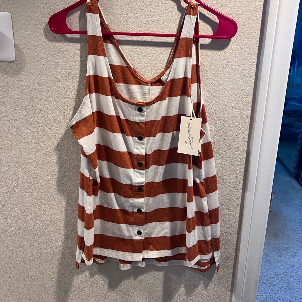 Universal Thread Tank Top NWT